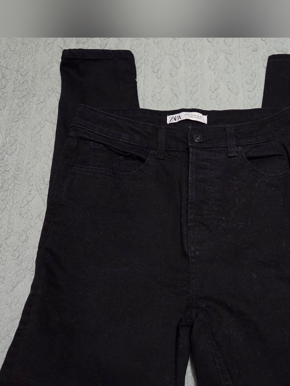 Zara Men’s Black Slim Jeans